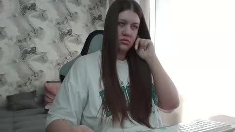 kianna_dior_ online show from 04.01.26