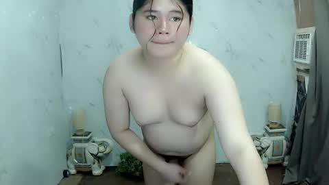 Snapshot of kianna_schmitz chatting on 02.15.25 Your SweetGirl Ts online show from 02.15.25