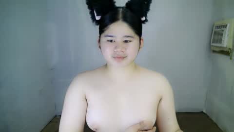 Snapshot of kianna_schmitz chatting on 03.01.25 Your SweetGirl Ts online show from 03.01.25