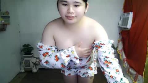 Snapshot of kianna_schmitz chatting on 09.20.25 Your SweetGirl Ts online show from 09.20.25