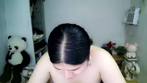 Snapshot of kianna_schmitz chatting on 10.25.25 Your SweetGirl Ts online show from 10.25.25