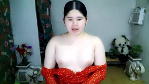 Snapshot of kianna_schmitz chatting on 11.17.25 Your SweetGirl Ts online show from 11.17.25