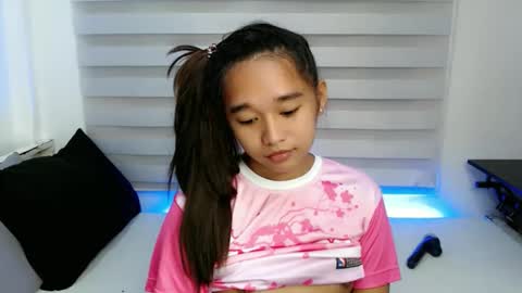 i love bella online show from 11.07.25