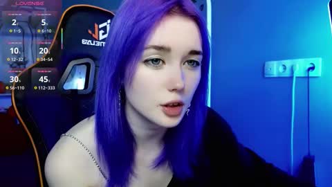 Kira online show from 11.02.25