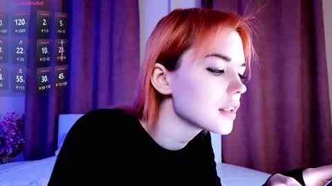 Snapshot of kiara_dream chatting on 02.12.26 Kira online show from 02.12.26