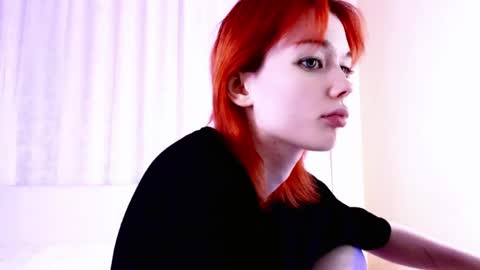 Kira online show from 04.10.26