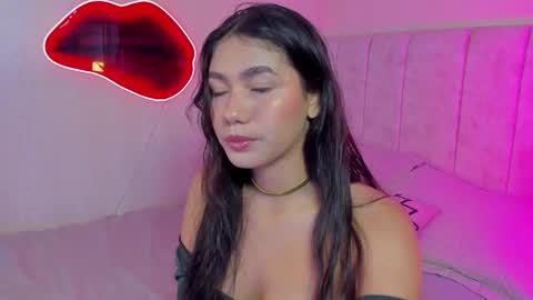 Snapshot of kiara_violet_ chatting on 03.04.26 Kiara online show from 03.04.26