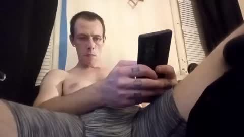 Snapshot of kickitwithfrankie chatting on 01.11.26 Frankie online show from 01.11.26