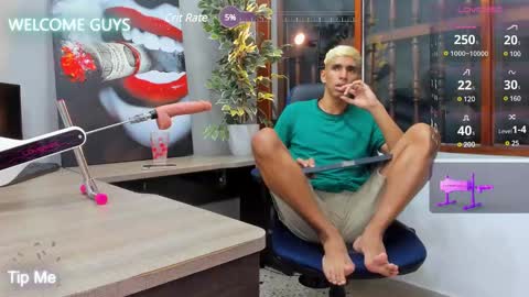 Snapshot of kieran_derek chatting on 01.17.25 Kieran Derek online show from 01.17.25