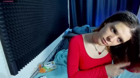 Kiki online show from 02.26.26