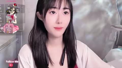 Snapshot of kiki_loveu chatting on 12.19.24 kiki_loveu online show from 12.19.24