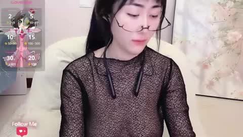 Snapshot of kiki_loveu chatting on 03.05.25 kiki_loveu online show from 03.05.25