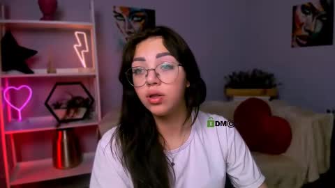 kiki_swan online show from 03.10.25