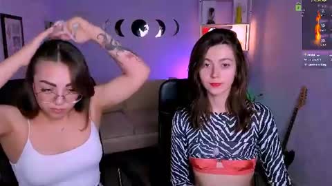 kiki_swan online show from 06.14.26