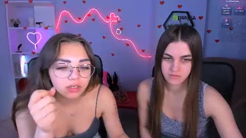 kiki_swan online show from 06.15.26