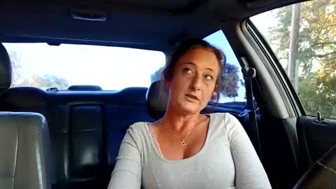 Snapshot of kikikinx chatting on 04.15.26 kikikinx online show from 04.15.26