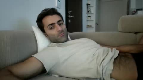 kikkus01 online show from 10.24.25