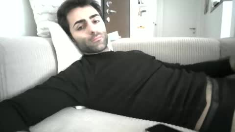 kikkus01 online show from 01.08.26