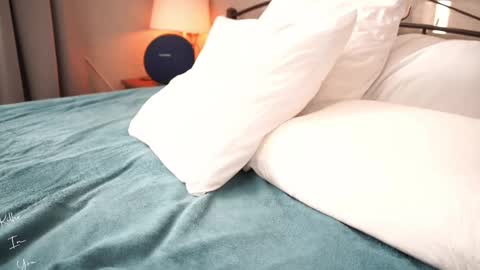       Something around 7 pm till 2 am PST online show from 02.21.25