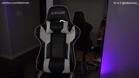 Snapshot of killerkristin_ chatting on 02.01.25 Kristin online show from 02.01.25