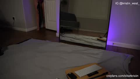 Snapshot of killerkristin_ chatting on 12.04.25 Kristin online show from 12.04.25