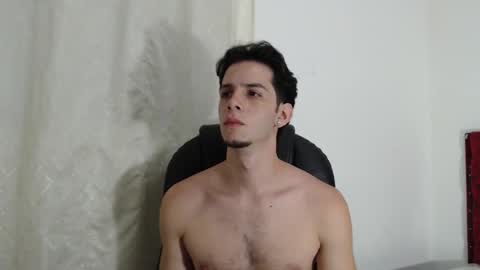 Snapshot of killua_parker chatting on 02.11.26 killua_parker online show from 02.11.26