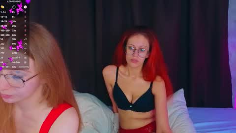 Snapshot of kim__dunn chatting on 10.27.25 CatherineBarkJamieWallace online show from 10.27.25