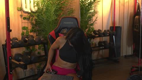 Kim online show from 11.04.25