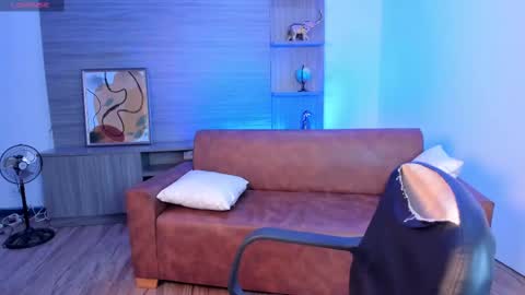 Kim online show from 02.11.25