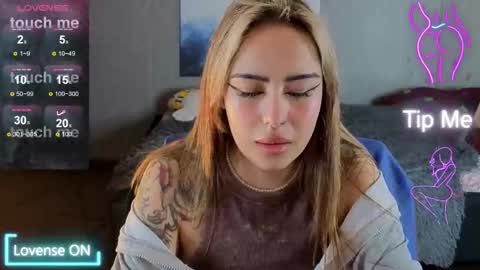 Kim online show from 10.28.25