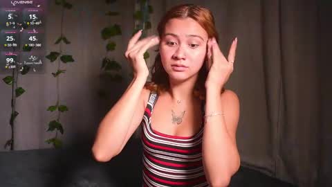 Snapshot of kim_dolls1823 chatting on 01.03.25 ISABELLA 3 online show from 01.03.25