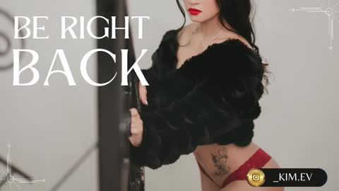 Kim  online show from 01.22.25