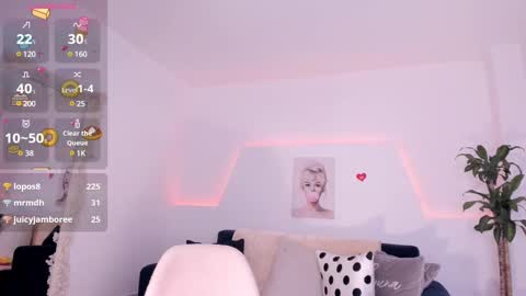 Kim  online show from 03.05.25