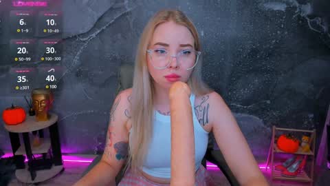 Snapshot of kim_girl_next_door chatting on 12.02.24 KIM online show from 12.02.24