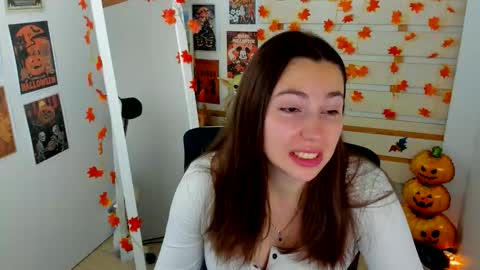 Snapshot of kim_go chatting on 11.13.25 Kim online show from 11.13.25