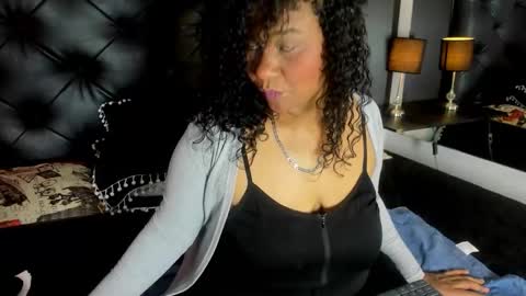 Kim Marquez online show from 11.27.25