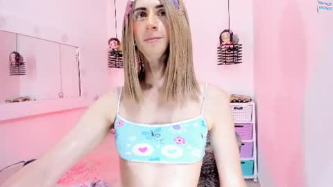 Snapshot of kimberly_thonson chatting on 06.26.26 kimberly_thonson online show from 06.26.26