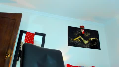 Kimberly Banks online show from 12.20.25