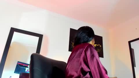 Snapshot of kimberlybanks2 chatting on 02.21.26 Kimberly Banks online show from 02.21.26