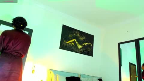 Kimberly Banks online show from 04.14.26