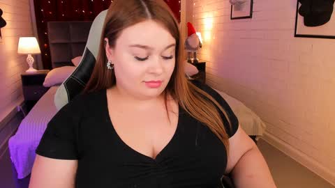 Snapshot of kimberlymaran chatting on 01.18.25 The one that you wont be able to forget online show from 01.18.25