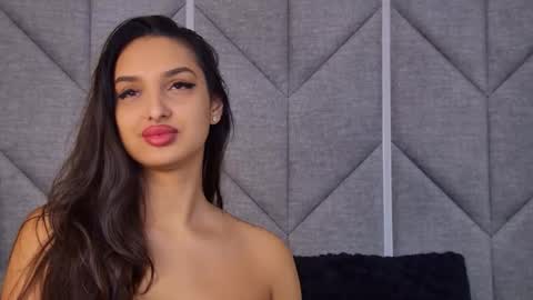 Snapshot of kimberlymav chatting on 12.22.25 Kimberly online show from 12.22.25