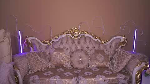 Snapshot of kimberlyworld chatting on 10.22.25 Kim online show from 10.22.25