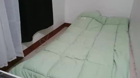 Snapshot of kimbhie_15 chatting on 04.06.26 kimbhie_15 online show from 04.06.26