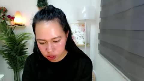 Snapshot of kimbratx chatting on 10.02.25 kimbratx online show from 10.02.25