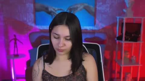 kimclarks online show from 11.08.25