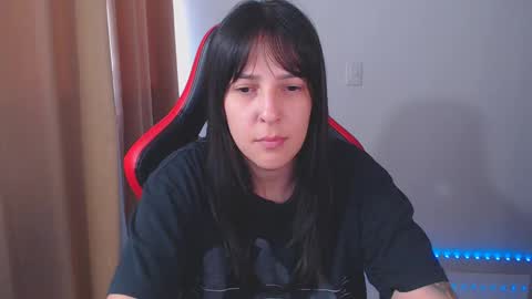 Kim 3 online show from 01.21.25