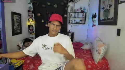 alejagodoy99 online show from 12.15.25