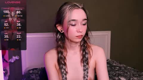 Snapshot of kimiko_luv chatting on 11.07.25 Kimiko online show from 11.07.25