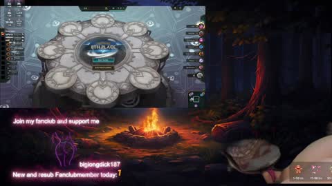 Snapshot of kimilee22 chatting on 12.13.24 Wolfs Girl online show from 12.13.24